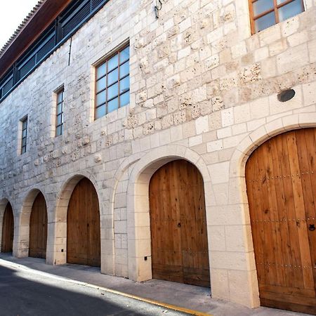 Chambre Orientale Cherazade Maison De L'Eglise Ναρμπόν Εξωτερικό φωτογραφία
